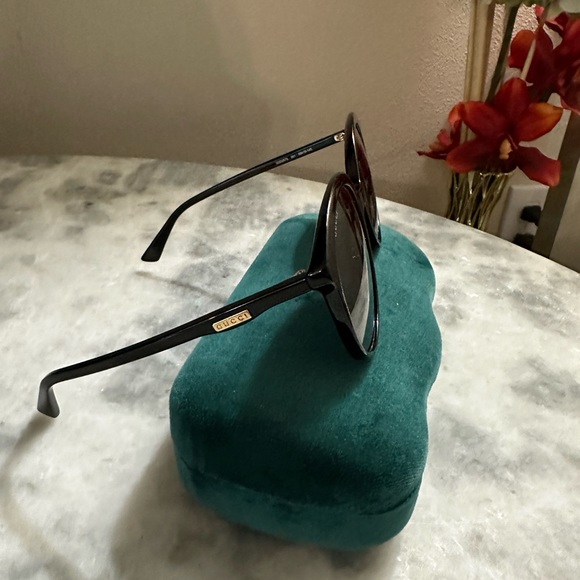 Gucci sunglasses! Authentic!!!! Brand new - Picture 7 of 8